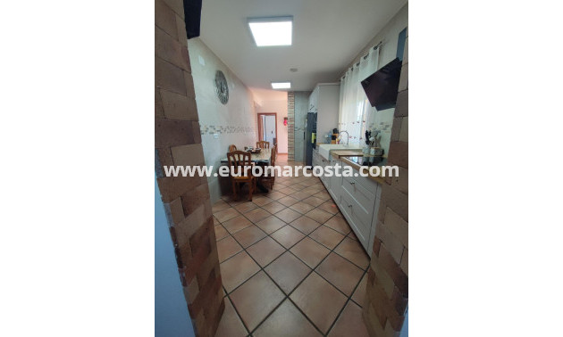 Objekte zum Wiederverkauf - Villa freitstehend - Orihuela Costa