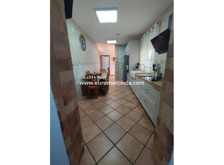 Objekte zum Wiederverkauf - Villa freitstehend - Orihuela Costa