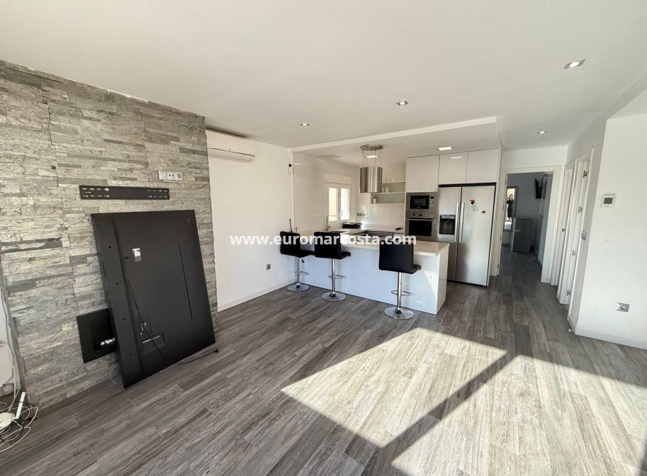Sale - Casa - Orihuela Costa