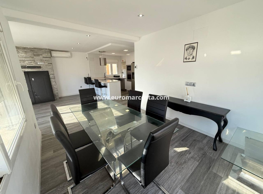 Sale - Casa - Orihuela Costa