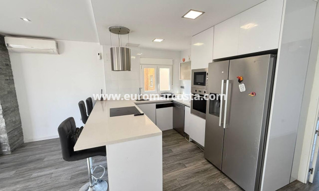 Sale - Casa - Orihuela Costa