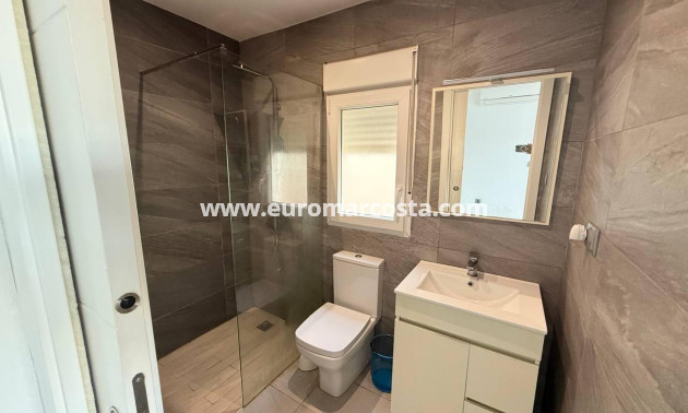 Sale - Casa - Orihuela Costa