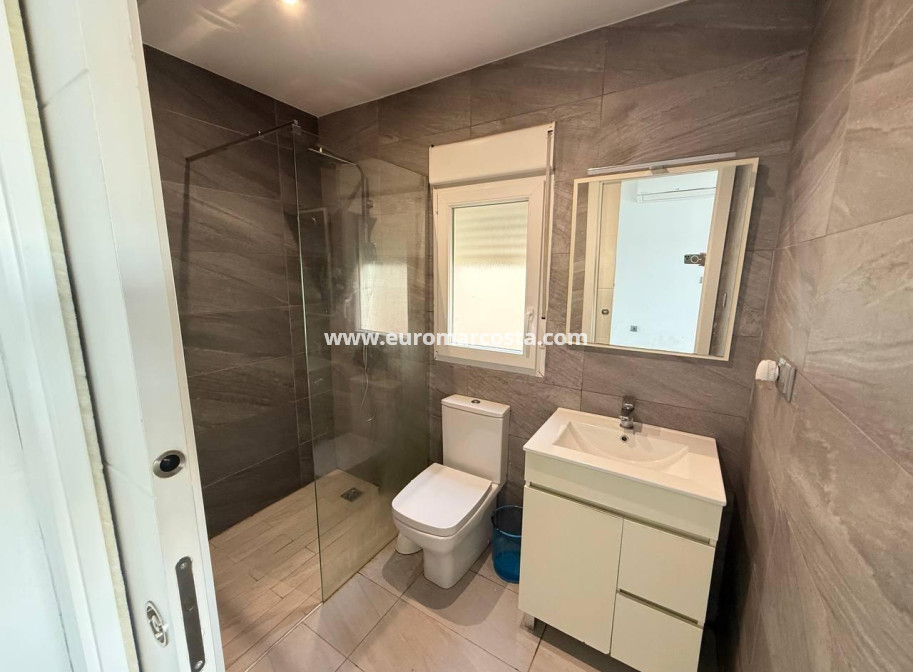 Sale - Casa - Orihuela Costa
