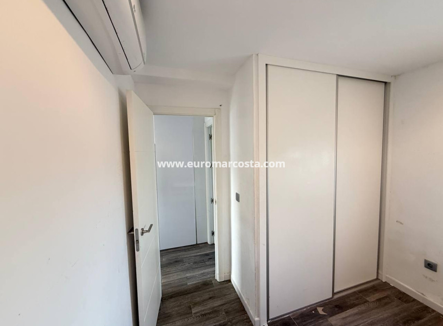 Sale - Casa - Orihuela Costa