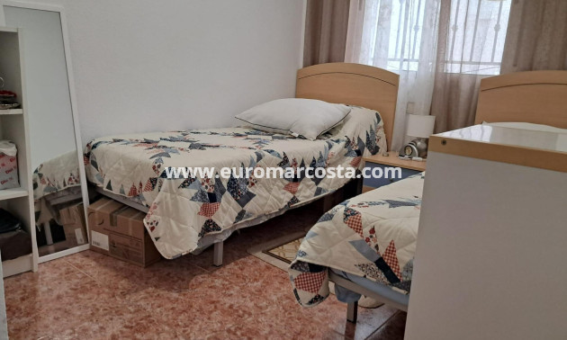 Sale - Bungalow - Orihuela Costa - Los Altos