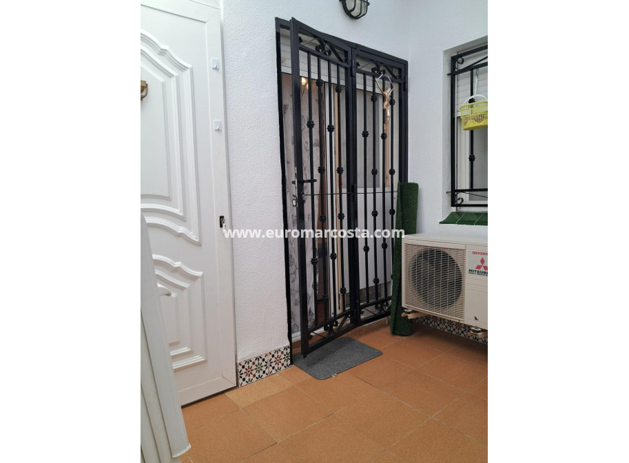 Sale - Bungalow - Orihuela Costa - Los Altos