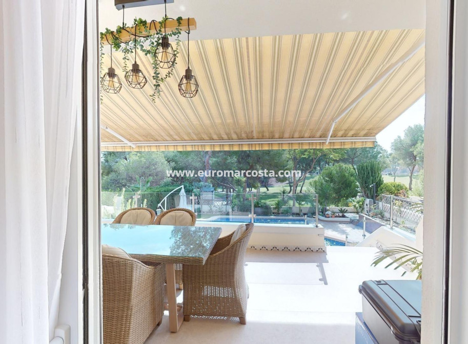 Objekte zum Wiederverkauf - Villa freitstehend - Orihuela Costa - Las Ramblas
