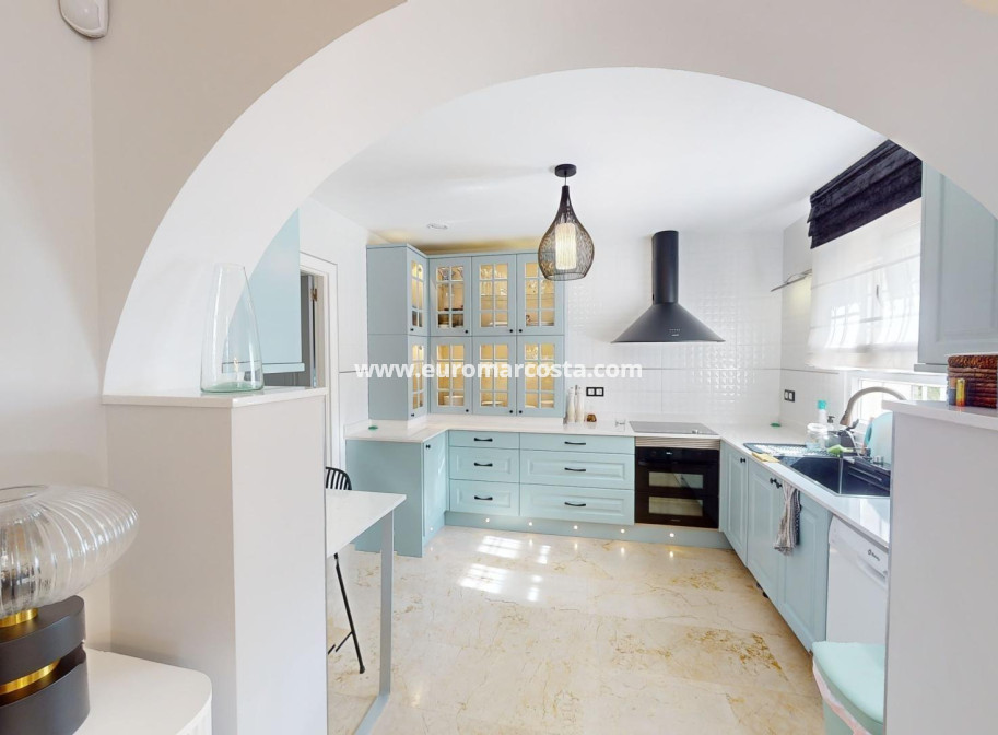 Objekte zum Wiederverkauf - Villa freitstehend - Orihuela Costa - Las Ramblas