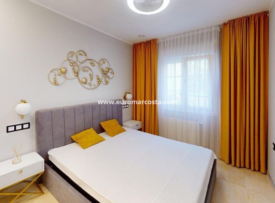 Objekte zum Wiederverkauf - Villa freitstehend - Orihuela Costa - Las Ramblas