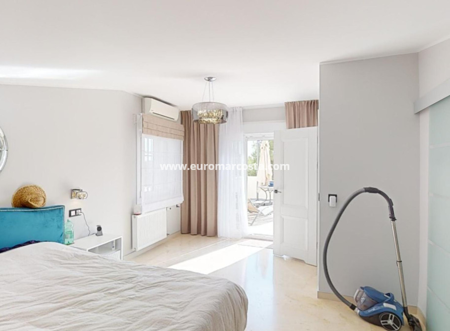 Objekte zum Wiederverkauf - Villa freitstehend - Orihuela Costa - Las Ramblas