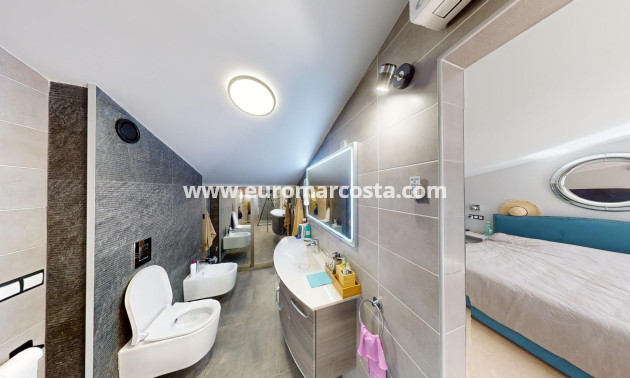 Objekte zum Wiederverkauf - Villa freitstehend - Orihuela Costa - Las Ramblas