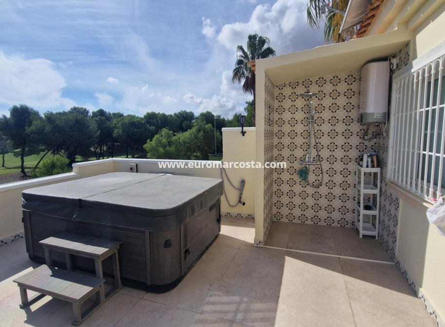 Objekte zum Wiederverkauf - Villa freitstehend - Orihuela Costa - Las Ramblas