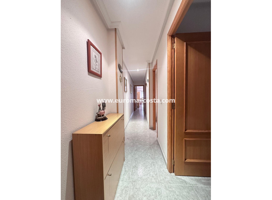 Sale - Apartment / flat - Torrevieja - TORREVIEJA