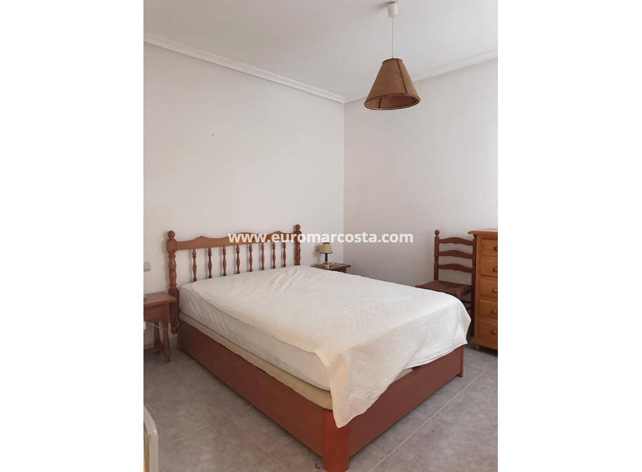 Sale - Apartment / flat - Torrevieja - TORREVIEJA