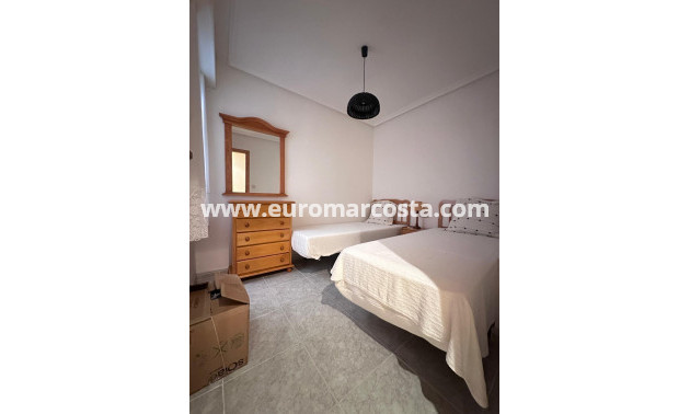 Sale - Apartment / flat - Torrevieja - TORREVIEJA