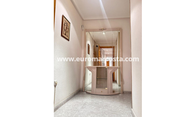 Sale - Apartment / flat - Torrevieja - TORREVIEJA
