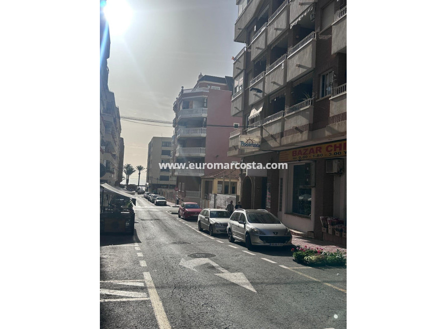 Sale - Apartment / flat - Torrevieja - TORREVIEJA