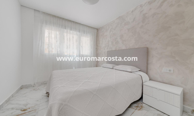 Sale - Apartment / flat - Torrevieja - TORREVIEJA