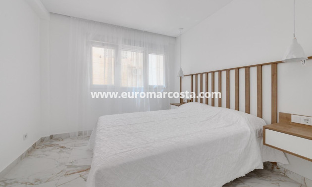 Sale - Apartment / flat - Torrevieja - TORREVIEJA