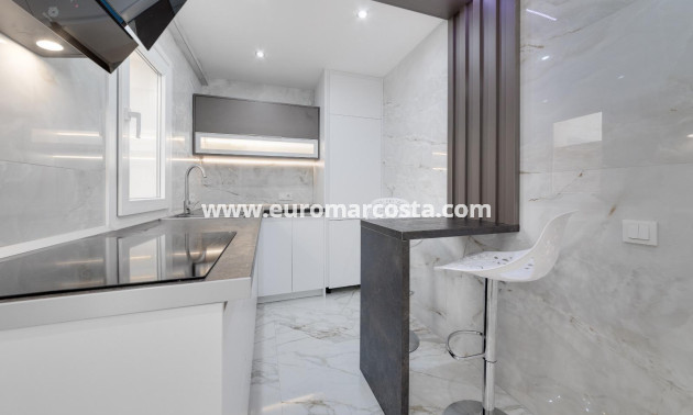 Sale - Apartment / flat - Torrevieja - TORREVIEJA