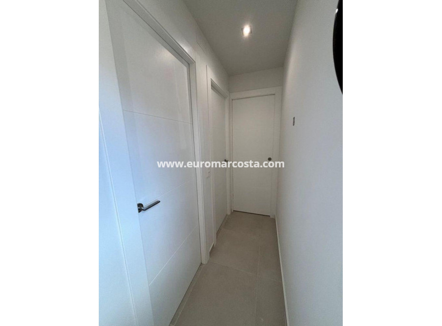 Objekte zum Wiederverkauf - Semi - Orihuela Costa - Lomas de Cabo Roig-Los Dolses