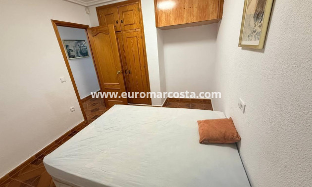Sale - Apartment / flat - Orihuela Costa - Rocio del Mar