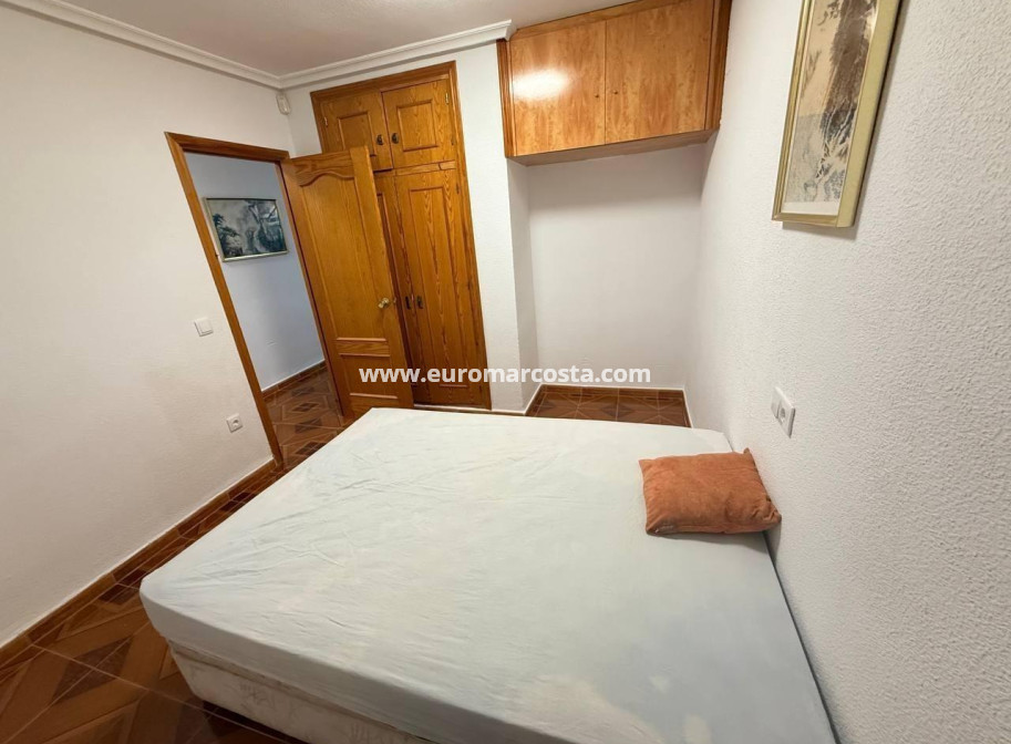 Sale - Apartment / flat - Orihuela Costa - Rocio del Mar