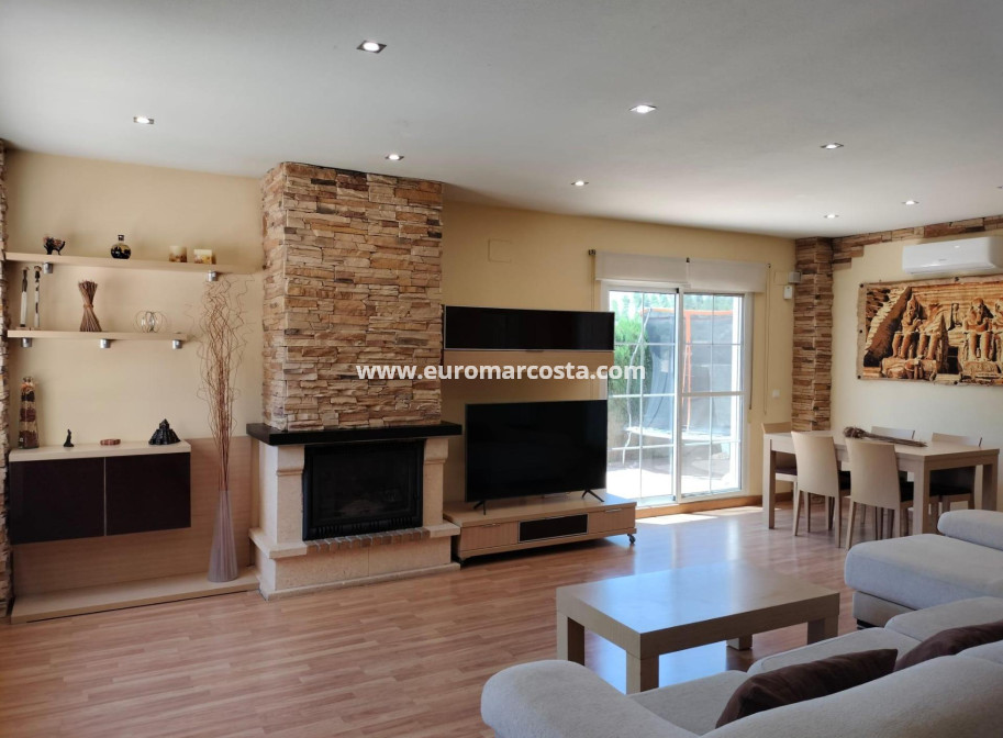Sale - Villa - Aspe pedanias - Pedanías Este