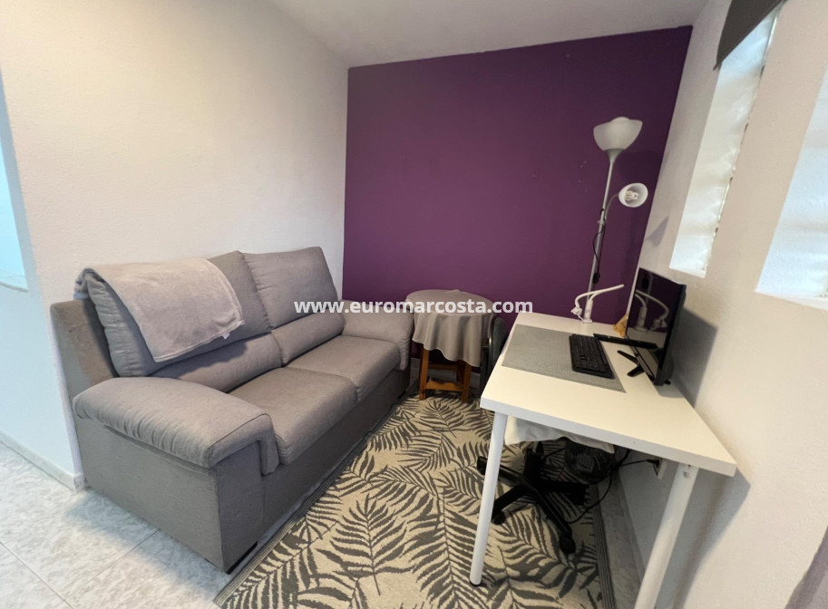 Sale - Villa - Torrevieja - Calas blanca