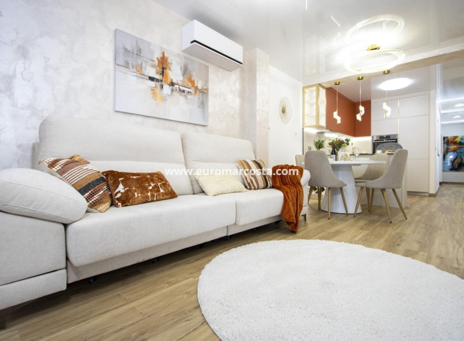 Objekte zum Wiederverkauf - Wohnung - Torrevieja - TORREVIEJA