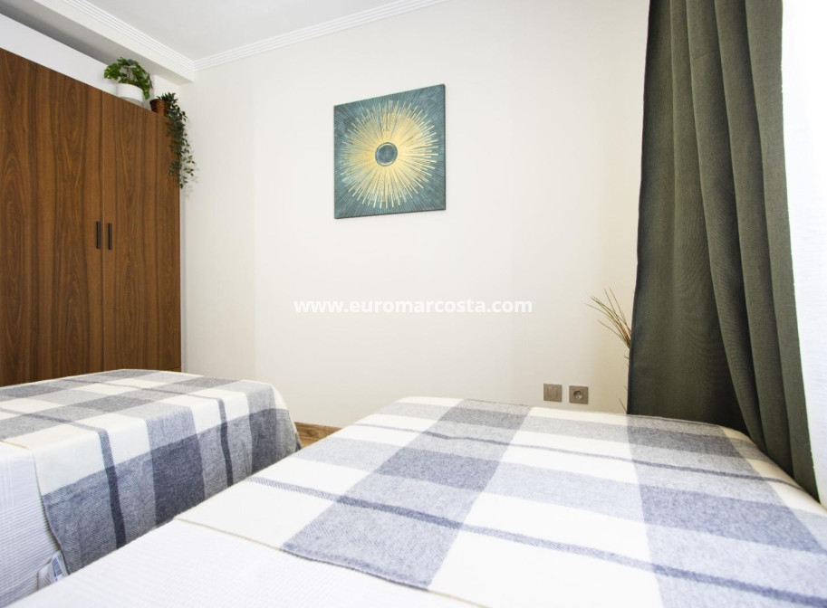 Objekte zum Wiederverkauf - Wohnung - Torrevieja - TORREVIEJA