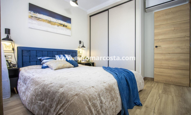 Objekte zum Wiederverkauf - Wohnung - Torrevieja - TORREVIEJA