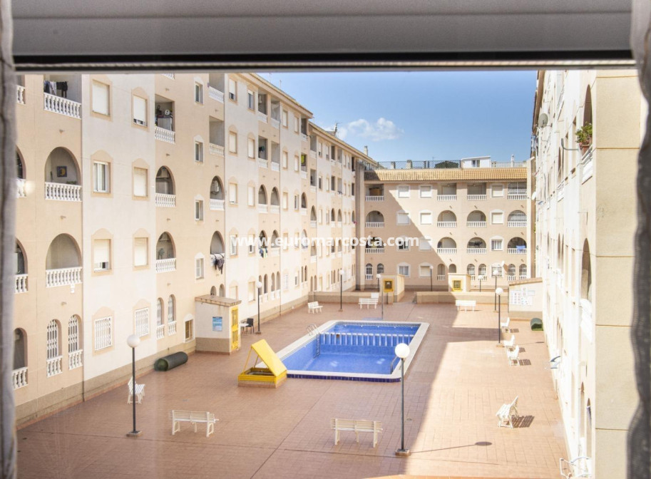Objekte zum Wiederverkauf - Wohnung - Torrevieja - TORREVIEJA