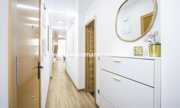 Objekte zum Wiederverkauf - Wohnung - Torrevieja - TORREVIEJA