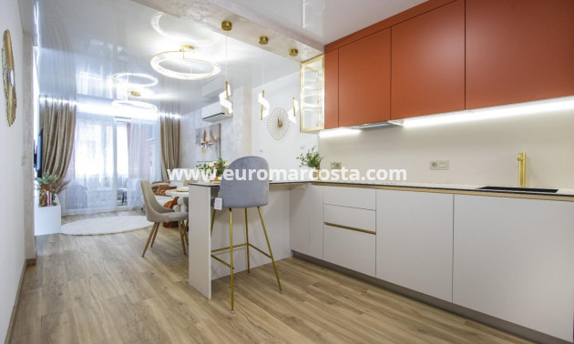Objekte zum Wiederverkauf - Wohnung - Torrevieja - TORREVIEJA