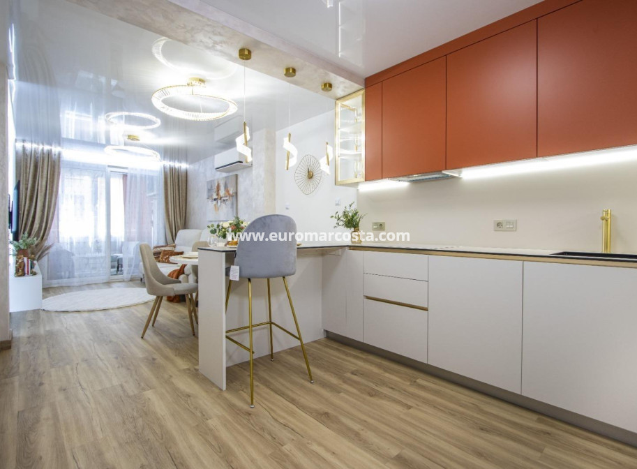 Objekte zum Wiederverkauf - Wohnung - Torrevieja - TORREVIEJA