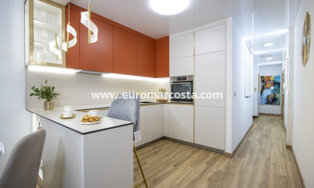 Objekte zum Wiederverkauf - Wohnung - Torrevieja - TORREVIEJA