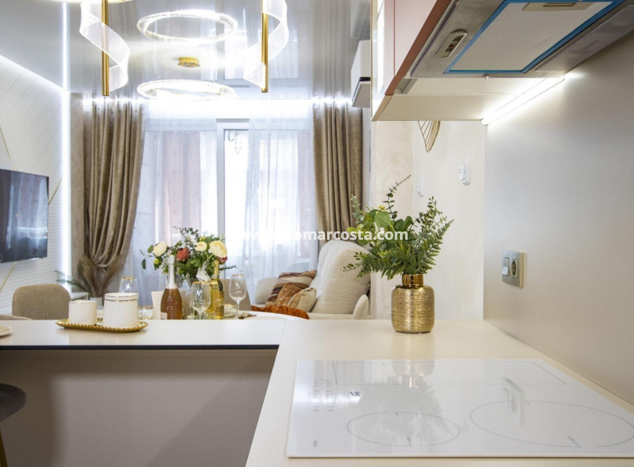 Objekte zum Wiederverkauf - Wohnung - Torrevieja - TORREVIEJA