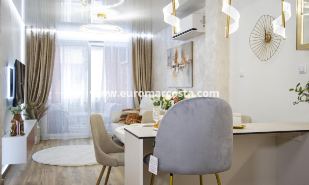 Objekte zum Wiederverkauf - Wohnung - Torrevieja - TORREVIEJA