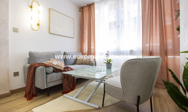 Objekte zum Wiederverkauf - Wohnung - Torrevieja - TORREVIEJA