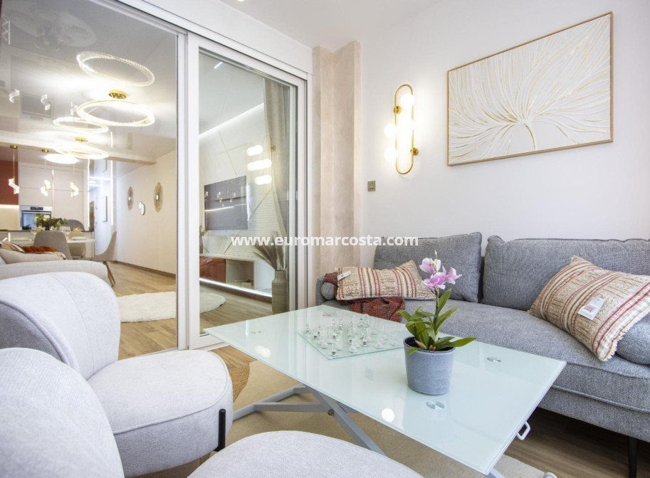 Objekte zum Wiederverkauf - Wohnung - Torrevieja - TORREVIEJA