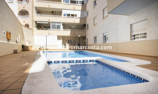 Objekte zum Wiederverkauf - Wohnung - Torrevieja - TORREVIEJA