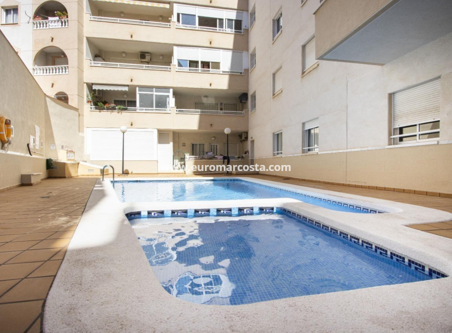 Objekte zum Wiederverkauf - Wohnung - Torrevieja - TORREVIEJA