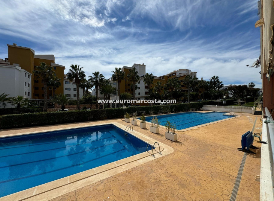 Objekte zum Wiederverkauf - Wohnung - Torrevieja - Orihuela Costa