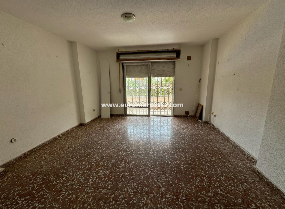 Objekte zum Wiederverkauf - Wohnung - Torrevieja - Orihuela Costa