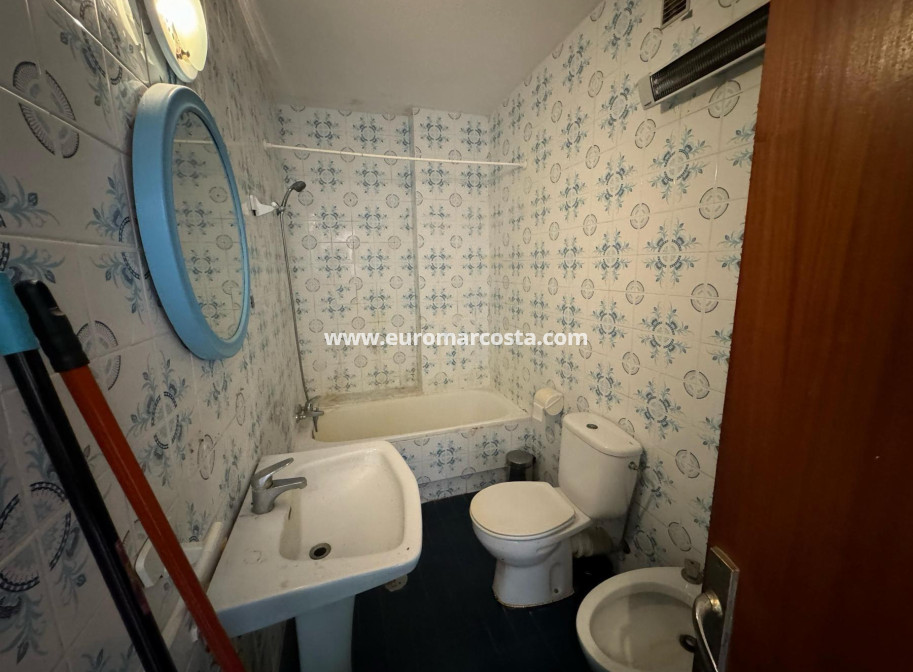 Objekte zum Wiederverkauf - Wohnung - Torrevieja - Orihuela Costa