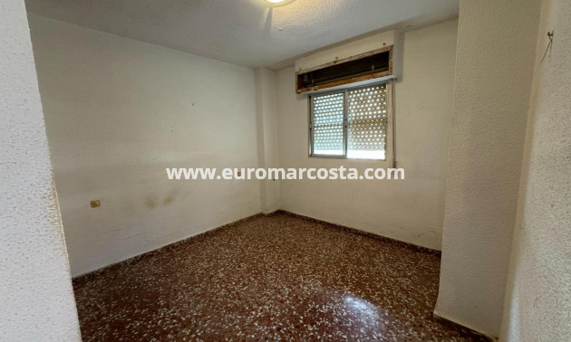 Objekte zum Wiederverkauf - Wohnung - Torrevieja - Orihuela Costa