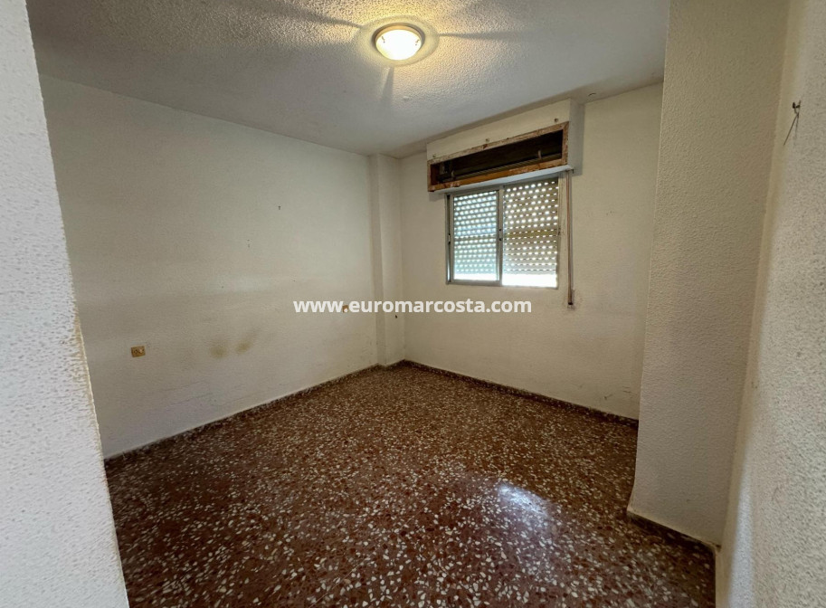 Objekte zum Wiederverkauf - Wohnung - Torrevieja - Orihuela Costa