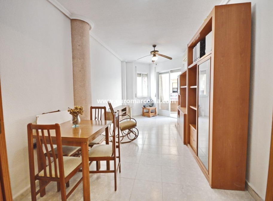 Objekte zum Wiederverkauf - Wohnung - Torrevieja - TORREVIEJA