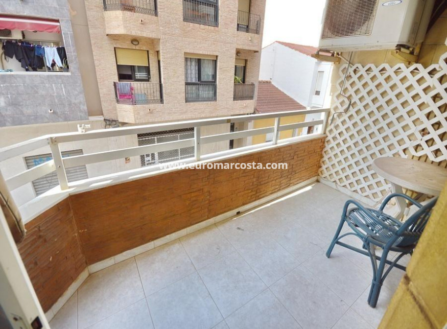 Objekte zum Wiederverkauf - Wohnung - Torrevieja - TORREVIEJA